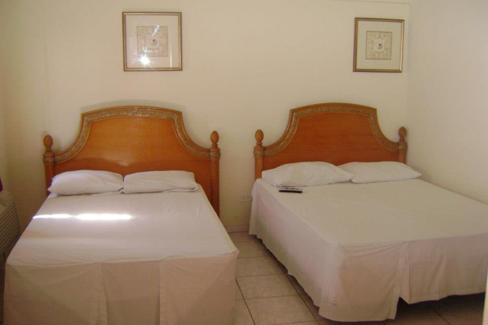 Caribbean Hotel Cayes ليس كايس المظهر الخارجي الصورة